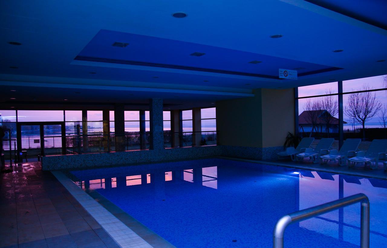 Club 218 Panorama Apartman Шиофок Экстерьер фото